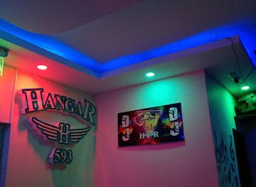ecuador/andean-highlands/bar/hangar-bar-lounge-593