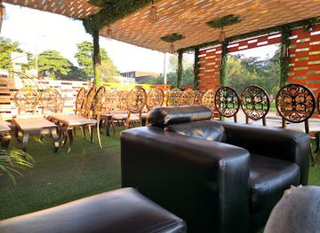 cameroon/kalamaloue-national-park/bar/kingdom-cave