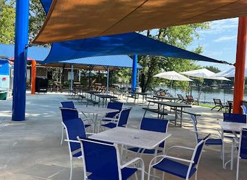 arkansas/lake-ouachita/bar/501-lakeside