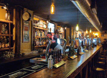 spain/granada/albaicin/bar/bar-chaplin