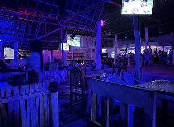 kenya/watamu/bar/carwash-bar-and-restaurant