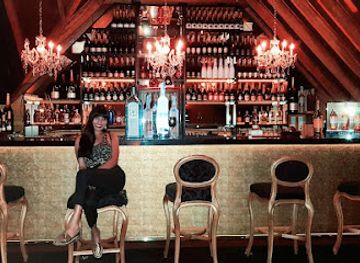 colombia/pacific-region/bar/the-red-room