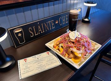 rhode-island/blackstone-river-bikeway/bar/friendly-tap