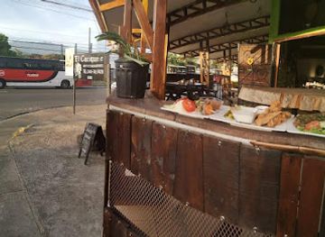 costa-rica/north-zone/bar/bar-y-restaurante-la-caciquena