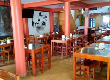 chile/arica-and-parinacota-region/bar/restobar-vinilos