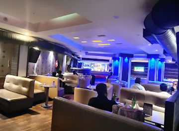 india/chennai/egmore/bar/cheers-bar