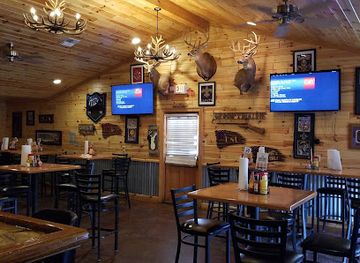 louisiana/atchafalaya-basin/bar/white-tails-sports-bar-and-grill