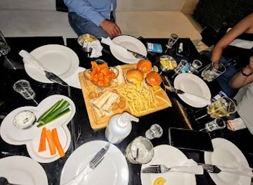 jordan/amman/abdoun/bar/shades-pool-bar