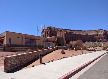 arizona/monument-valley/bar/monument-valley-tribal-park-visitor-center