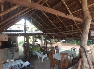 sri-lanka/anuradhapura-district/bar/kamu-machan