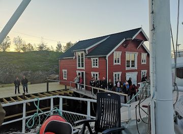 norway/senja-island/bar/ramsalt-pub-sommerapent