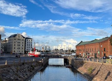 finland/archipelago-national-park/bar/holiday-bar