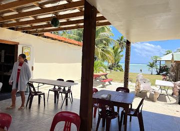 cook-islands/aitutaki/bar/tavake