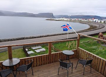 iceland/westfjords/bar/stukuhusio