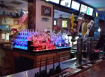 maryland/elk-neck-state-park/bar/walts-tavern