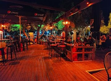 greece/euboea/bar/le-roi-vlastos-kalamos