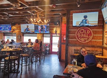 texas/panhandle/bar/twin-peaks-amarillo