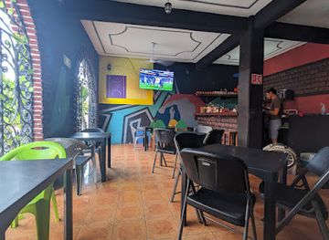 mexico/puerto-escondido/bar/position-sports-bar
