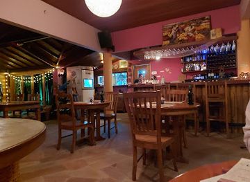 brazil/itatiaia-national-park/bar/purpuris-forneria