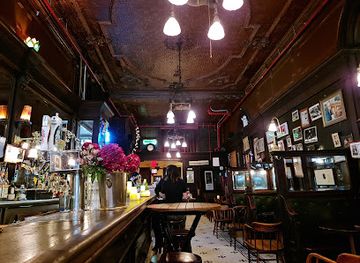new-york/new-york-city/manhattan/bar/old-town-bar