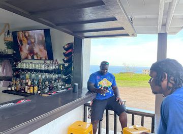 saint-kitts-and-nevis/cayon/bar/swing