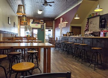 wyoming/cody/bar/annie-s-soda-saloon