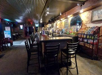 alaska/yukon-kuskokwim-delta/bar/grady-s-66-pub