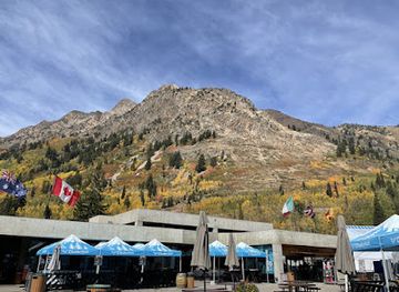 utah/snowbird-ski-resort/bar/the-forklift