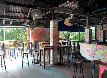 thailand/rayong/rayong-beach/bar/naga-bar
