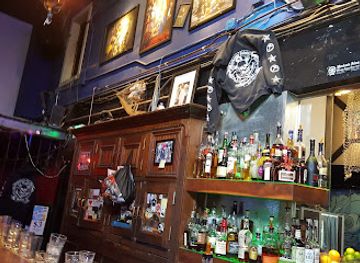 california/oakland/downtown-oakland/bar/merchants-saloon