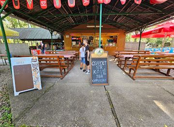 hungary/aggtelek-national-park/bar/langos-shop