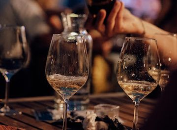 slovenia/skocjan-caves/bar/wine-bar-vinakras