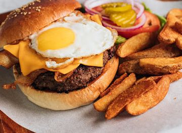 guam/ypao-beach-park/bar/misty-s-beach-bar