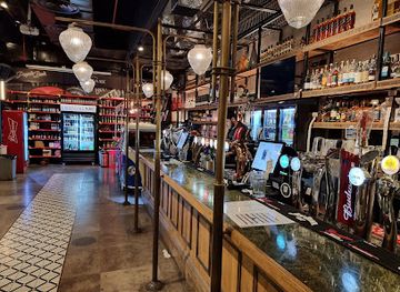 israel/herzliya/bar/lager-ale