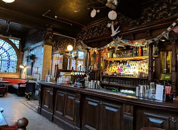 united-kingdom/birmingham/jewellery-quarter/bar/the-rose-villa-tavern