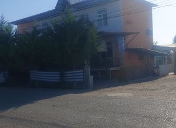 uzbekistan/namangan-region/bar/valijon-aka-choyhona