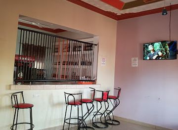 uganda/western-region/bar/haka-bar-lodges
