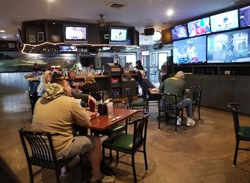 michigan/saugatuck/bar/spectators-bar-grill