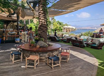 israel/galilee/bar/bora-bora