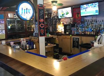 illinois/joliet/bar/johnny-s-on-hickory