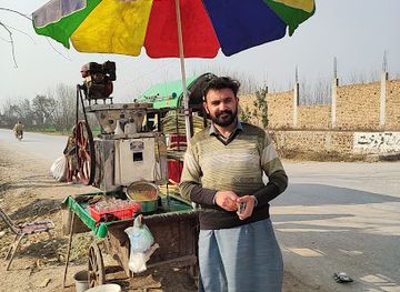 pakistan/peshawar/bar/sharbatoo-adda