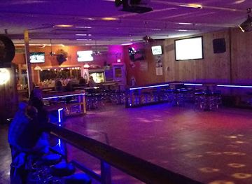 ohio/dundee-falls/bar/kickin