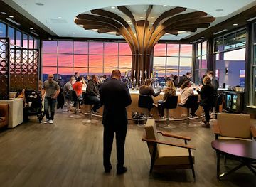 tennessee/knoxville/bar/radius-rooftop-lounge