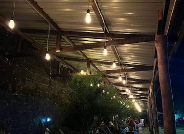 zambia/ndola/kansenshi/bar/papillons-grill-house