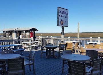 south-carolina/edisto-island/bar/pressley-s-at-the-marina