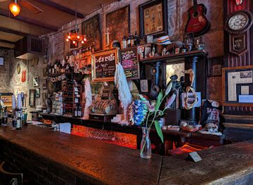 texas/houston/downtown-houston/bar/la-carafe