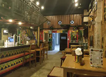 7th Joint Bar & Grill