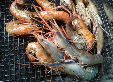 cambodia/kampong-chhnang/bar/outdoor-khmer-restaurant