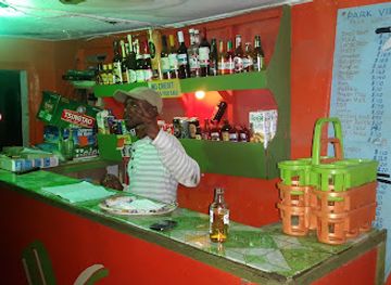 liberia/montserrado-county/bar/park-view-sports-bar-restaurant