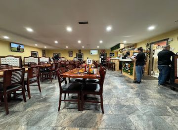 florida/florida-caverns-state-park/bar/cancuns-mexican-grill